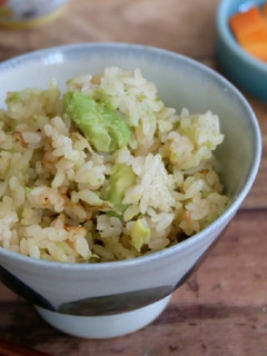 Simple!アボカドの和風炊き込みご飯-レシピのメイン写真