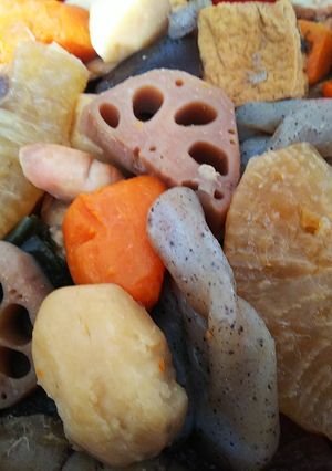 簡単定番・普通のお煮しめ-レシピのメイン写真