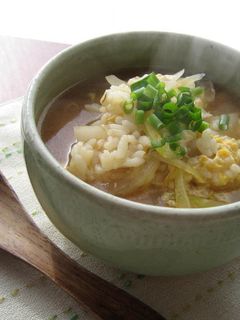 玉ねぎと卵だけ♡♥雑炊-レシピのメイン写真