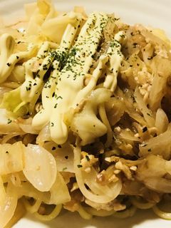 鶏ひき肉のそぼろ&キャベツの焼きそば-レシピのメイン写真