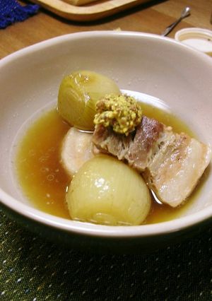 ぶたばらブロックとペコロスの煮込み-レシピのメイン写真