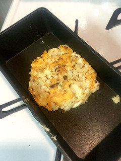 餃子の残り具材で中華風チーズお好み焼き!-レシピのメイン写真