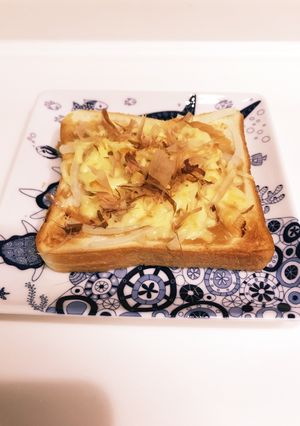 ❁白味噌と練りゴマと玉ねぎのトースト❁-レシピのメイン写真