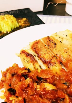 トマト缶で簡単！チキンのトマトソースがけ-レシピのメイン写真