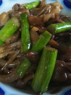 アスパラとまいたけの炒め物-レシピのメイン写真