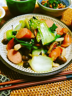 青梗菜・きのこ・ウィンナーのホットサラダ-レシピのメイン写真