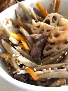 牛肉入り♡簡単ピリ辛きんぴらゴボウ-レシピのメイン写真