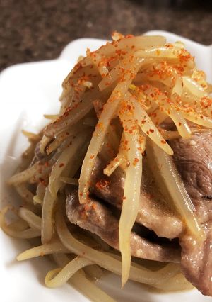 ダシダで！豚肩ロースともやし炒め-レシピのメイン写真