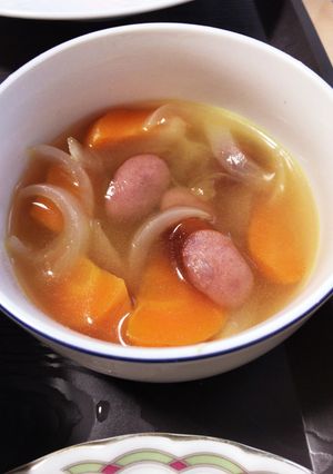 レンジで簡単！即席コンソメスープ-レシピのメイン写真