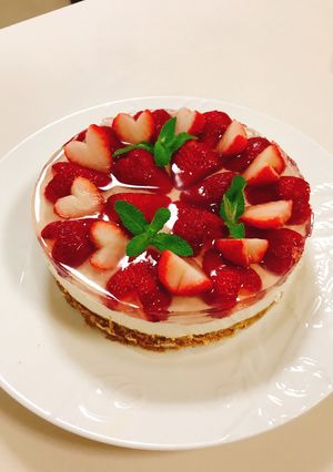 水抜きヨーグルトde苺のムースケーキ-レシピのメイン写真