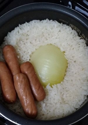 オニオンスープ風味の炊き込みご飯-レシピのメイン写真