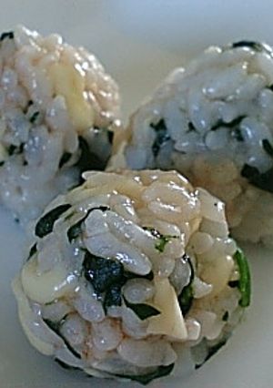離乳食に☆ほうれん草とチーズのおにぎり-レシピのメイン写真