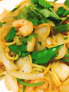海鮮パクチーえび塩焼きそば-レシピのメイン写真