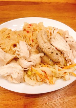 鶏肉とサラダの冷やしそうめん☆妊活ごはん-レシピのメイン写真
