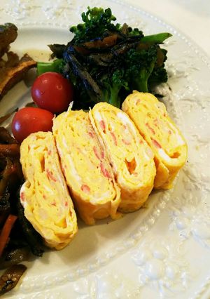 お弁当用 カニかま入り玉子焼き-レシピのメイン写真