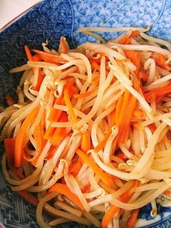 簡単!にんじんともやし炒め-レシピのメイン写真