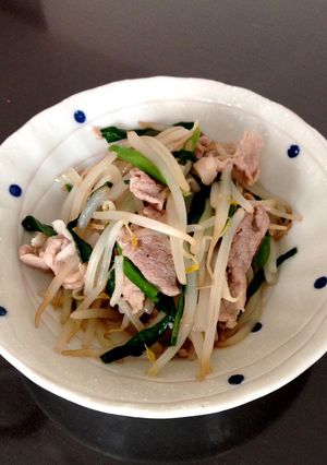 もやしニラ肉炒め①-レシピのメイン写真