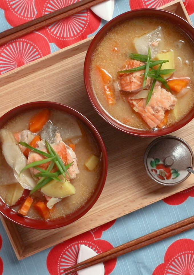 鮭とたっぷり根菜の酒粕味噌汁-レシピのメイン写真