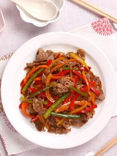 韓国風♪牛肉とピーマンのカラフル炒め-レシピのメイン写真
