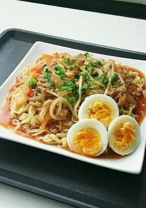 簡単！辛ラーメンであんかけ焼きそば風-レシピのメイン写真