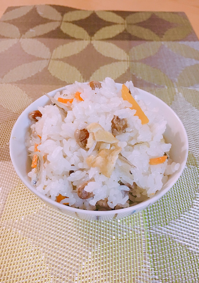 ほっこり和風♬煎り大豆で 炊き込みご飯-レシピのメイン写真