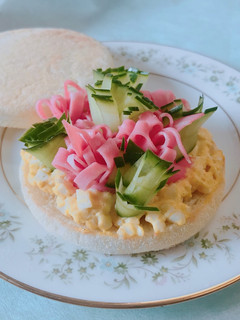 朝食に!花畑マフィン サンド-レシピのメイン写真