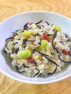 低糖質!ひじきの炊き込みご飯-レシピのメイン写真
