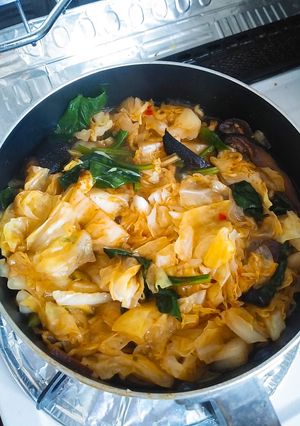 辛ラーメンでもつ鍋-レシピのメイン写真