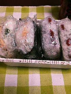 とっても簡単!ライスバーガーおにぎらず♪-レシピのメイン写真