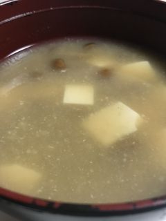 豆腐となめこのみそ汁-レシピのメイン写真