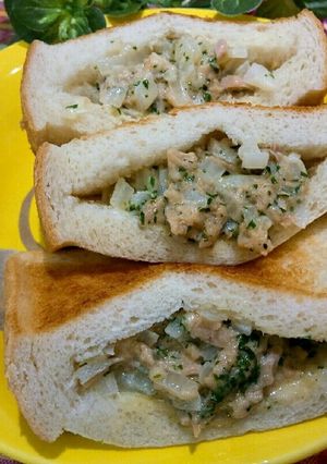 新玉ねぎとツナでホットサンド風♪-レシピのメイン写真