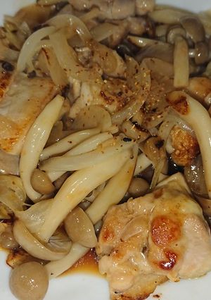 鶏もも、しめじ、新たま酒蒸し風-レシピのメイン写真