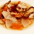 お酒だけで鶏を煮ます♪麻油鶏