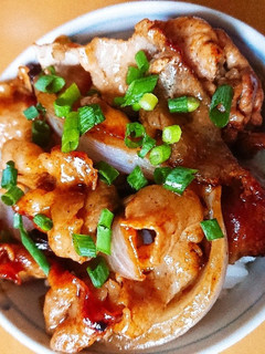 豚バラ肉で簡単スタミナ丼♪-レシピのメイン写真