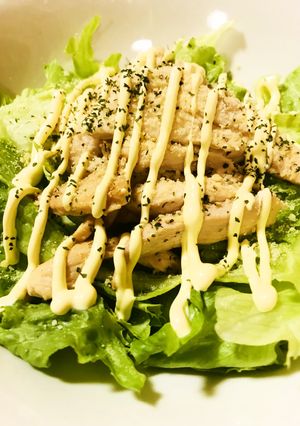 鶏肉塩胡椒焼き＆レタスのマヨネーズサラダ-レシピのメイン写真