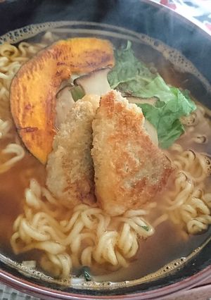 特製辛ラーメン 茸と野菜と鯵フライのせ-レシピのメイン写真