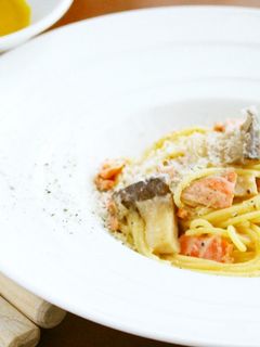 サーモンとエリンギのクリームパスタ-レシピのメイン写真