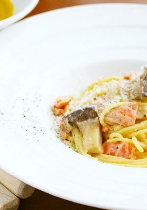 サーモンとエリンギのクリームパスタ-レシピのメイン写真