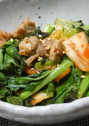 大根の葉と豚肉のキムチ炒め-レシピのメイン写真