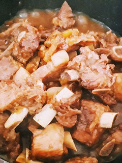 ご飯が進む☆スペアリブとパイン煮込み-レシピのメイン写真