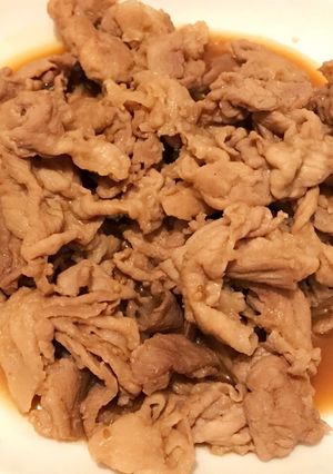 簡単！焙煎にんにく晩餐館のタレで豚肉炒め-レシピのメイン写真