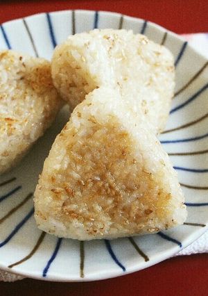 簡単!崩れにくい！コツ有り！焼きおにぎり-レシピのメイン写真