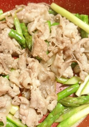 簡単！豚バラとアスパラ炒め-レシピのメイン写真
