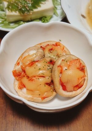 食べやすい！椎茸のキムチーズピザ-レシピのメイン写真