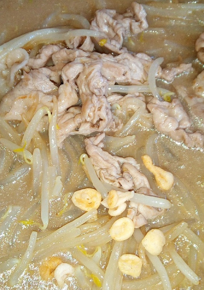 豚肉ともやしのごまダレ炒め物-レシピのメイン写真