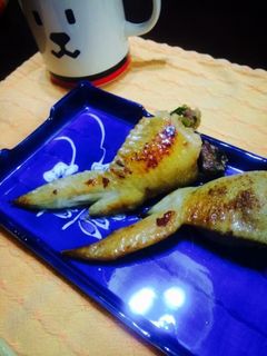 手羽 餃子 中に詰めてます-レシピのメイン写真