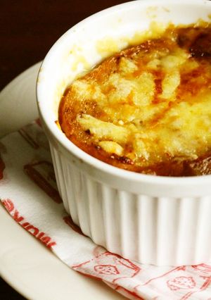 お店の味！オニオングラタンスープ-レシピのメイン写真