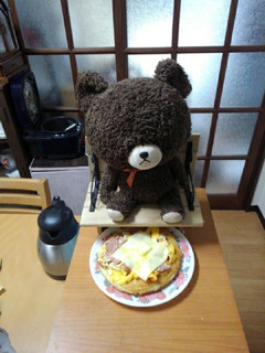 パンケーキのソーセージ卵チーズのせ!-レシピのメイン写真