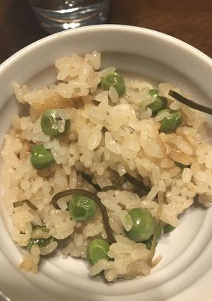えんどう豆でずぼらおこわ　もち米消費☺-レシピのメイン写真