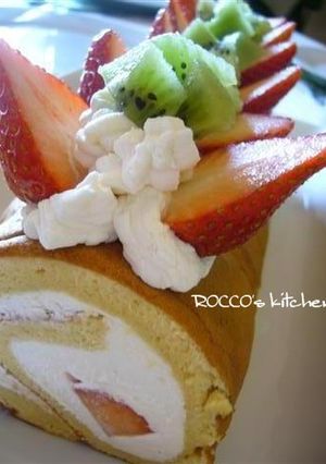 フルーツロールケーキ　デコレーション-レシピのメイン写真